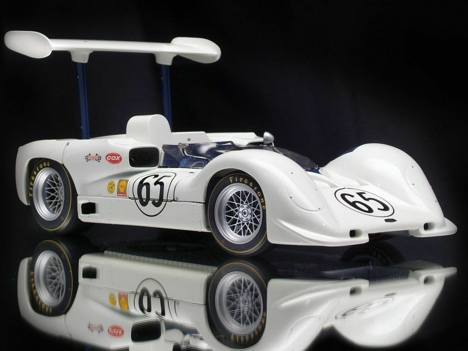 Jim Hall Figure for 1:18 Chaparral EXOTO 